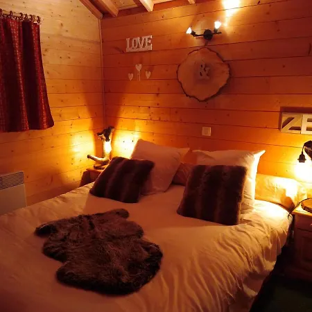 Chalet La A L'oree Des Bornes